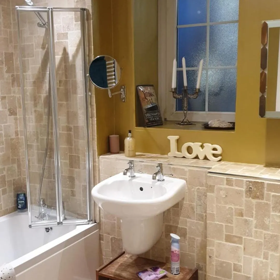 Great Rooms In An Uber Cool Flat! London Bridge Appartement
